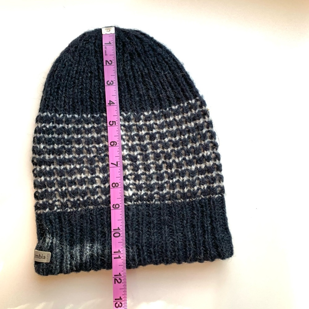 Columbia Navy and Grey Knit Beanie Stocking Cap Inisex - Picture 4 of 9